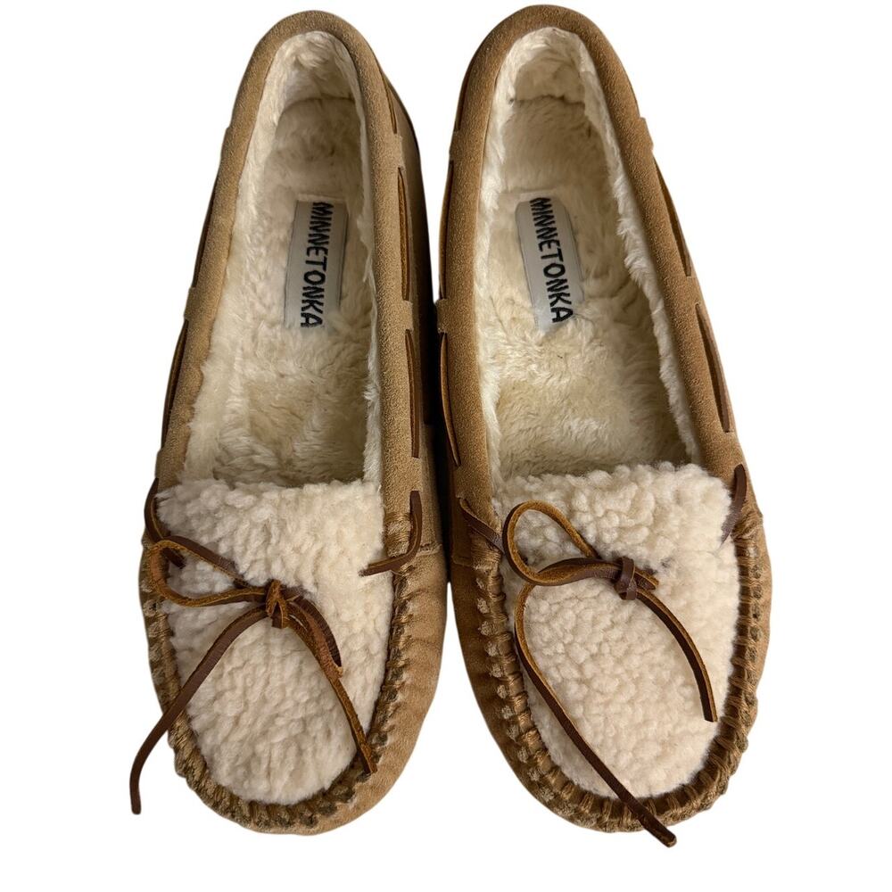 NEW Minnetonka Allie Slipper Moccasins Tan Women's size 10M Suede Shearling NEW